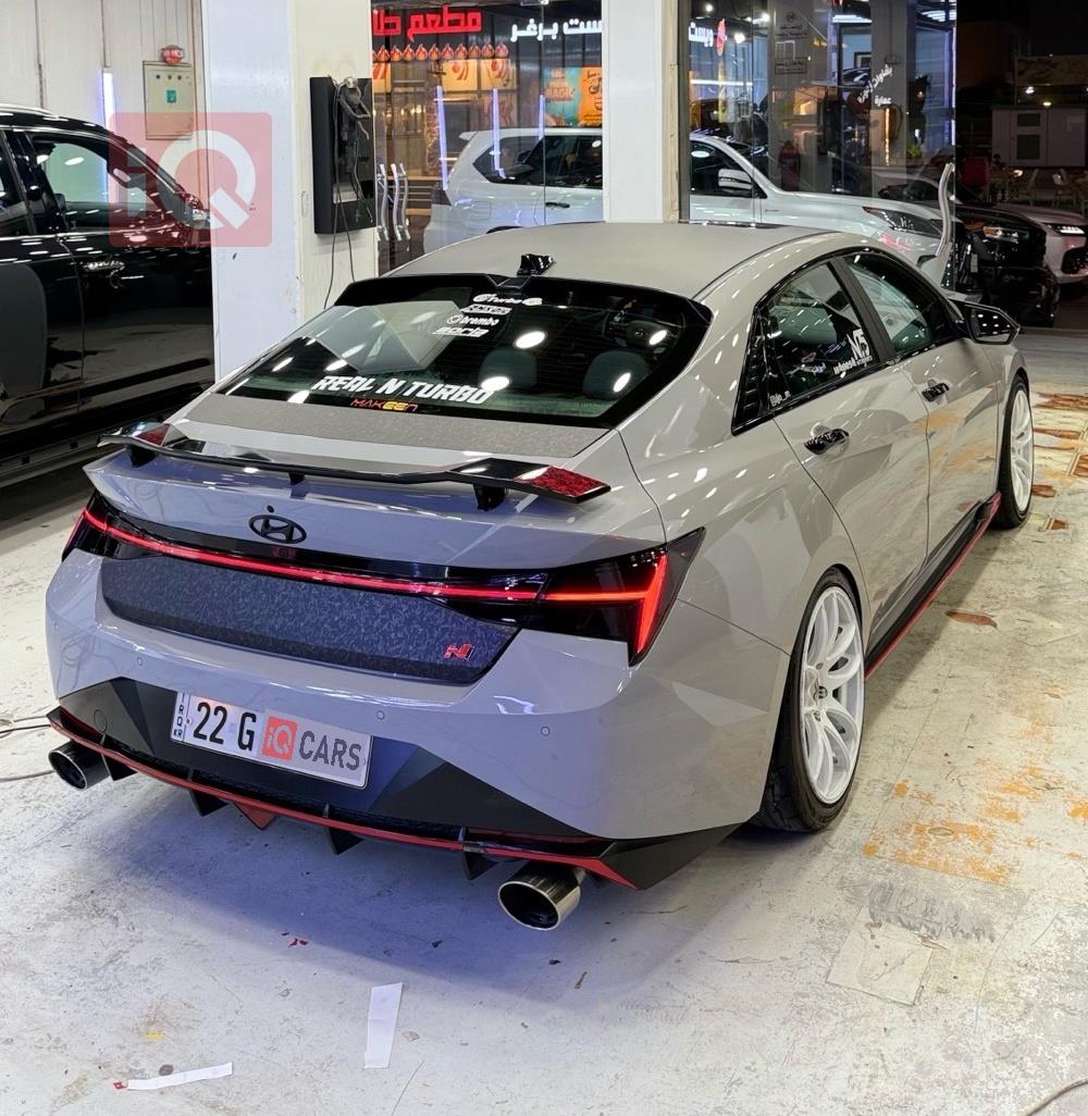 Hyundai Elantra